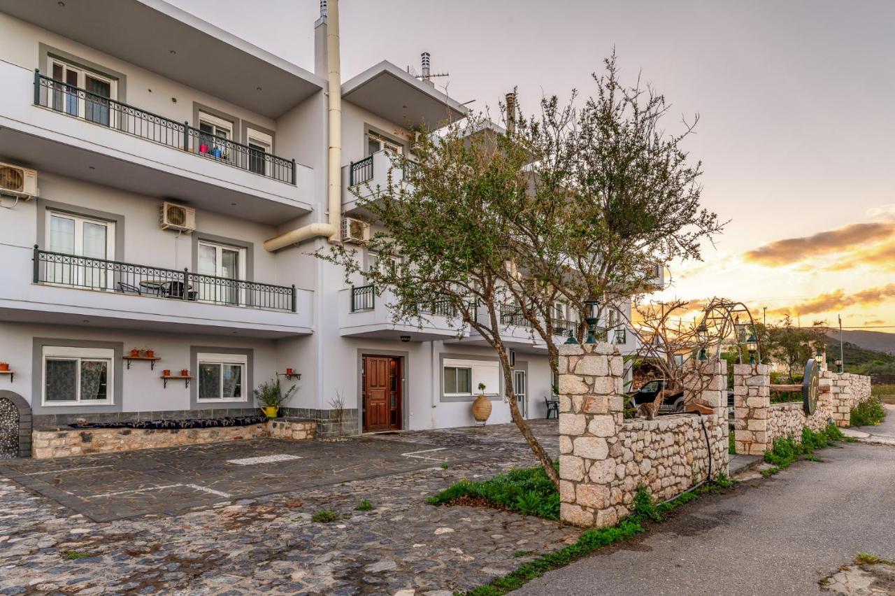 דירות מונמבאסיה Gregory'S House מראה חיצוני תמונה